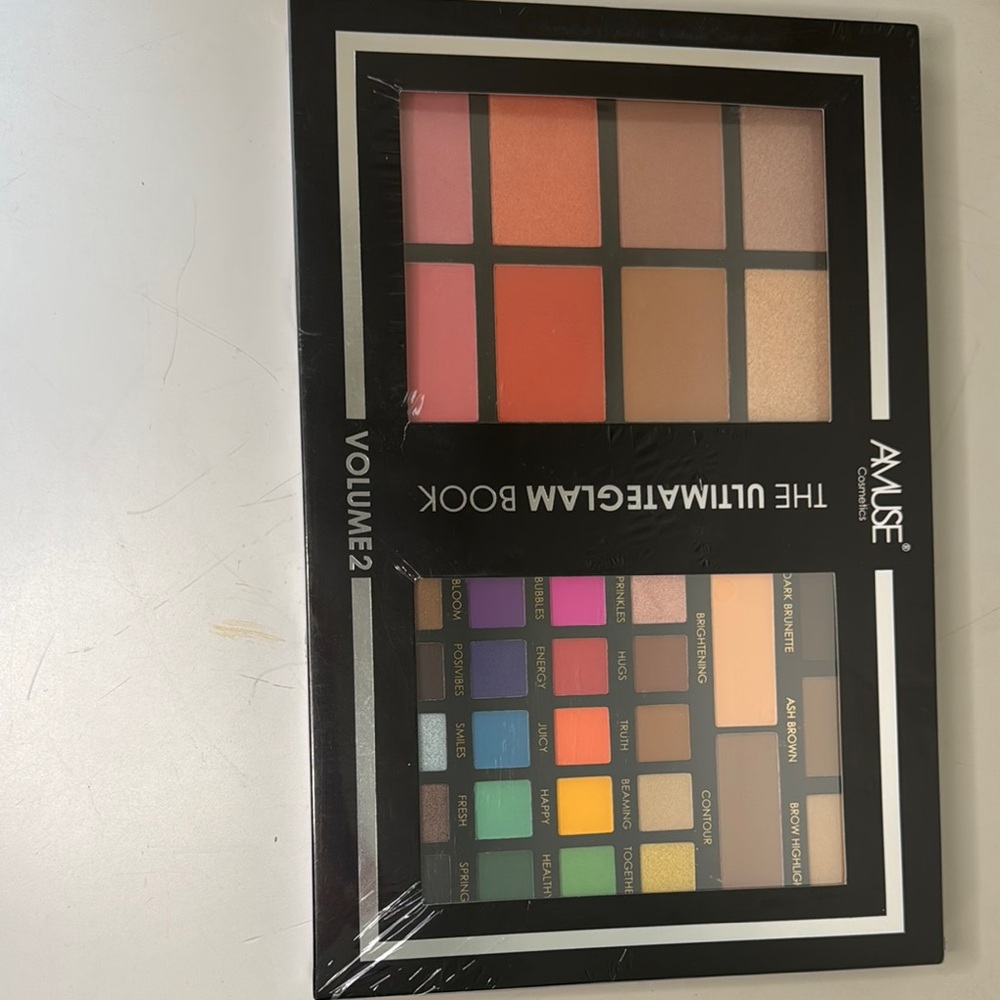 Muse Red and Orange Eyeshadow Collection